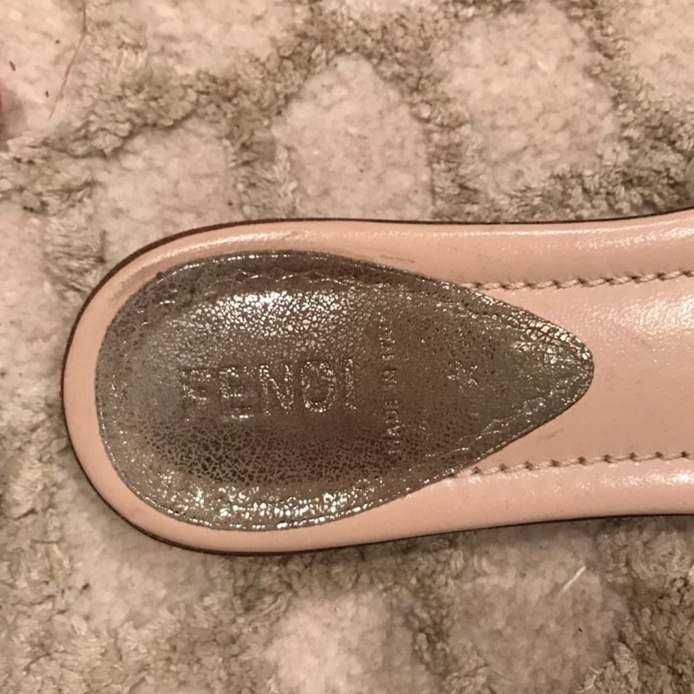 Fendi sandals - Picture 3 of 3